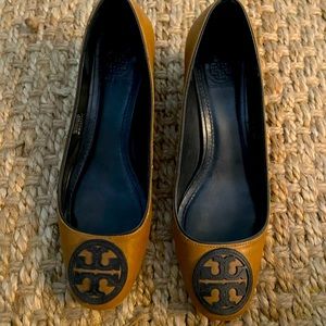 Tory Burch Gigi pump size 8